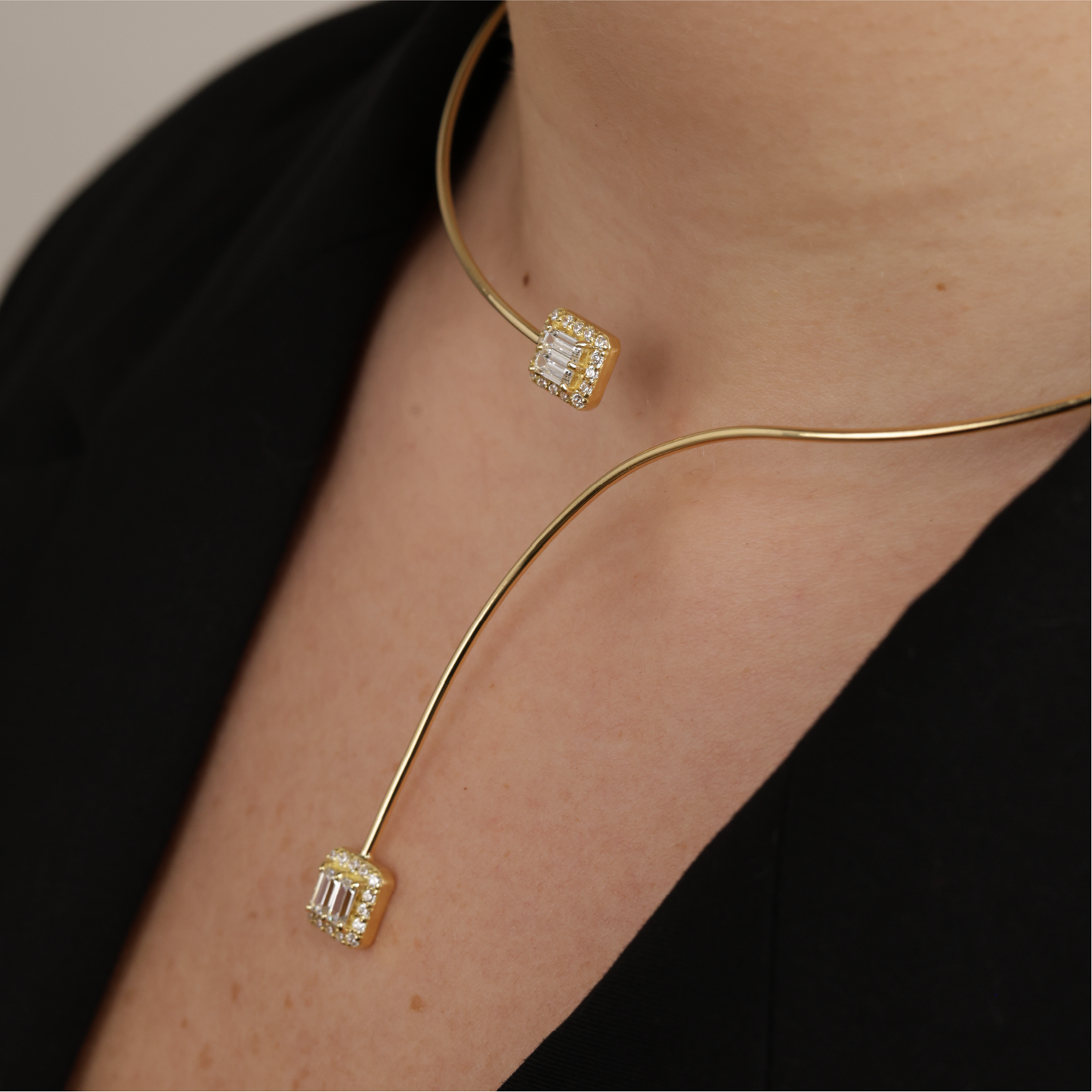 Gilded Edge Chocker